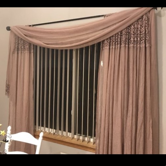 Dusty Pink Drapes - Picture 1 of 5